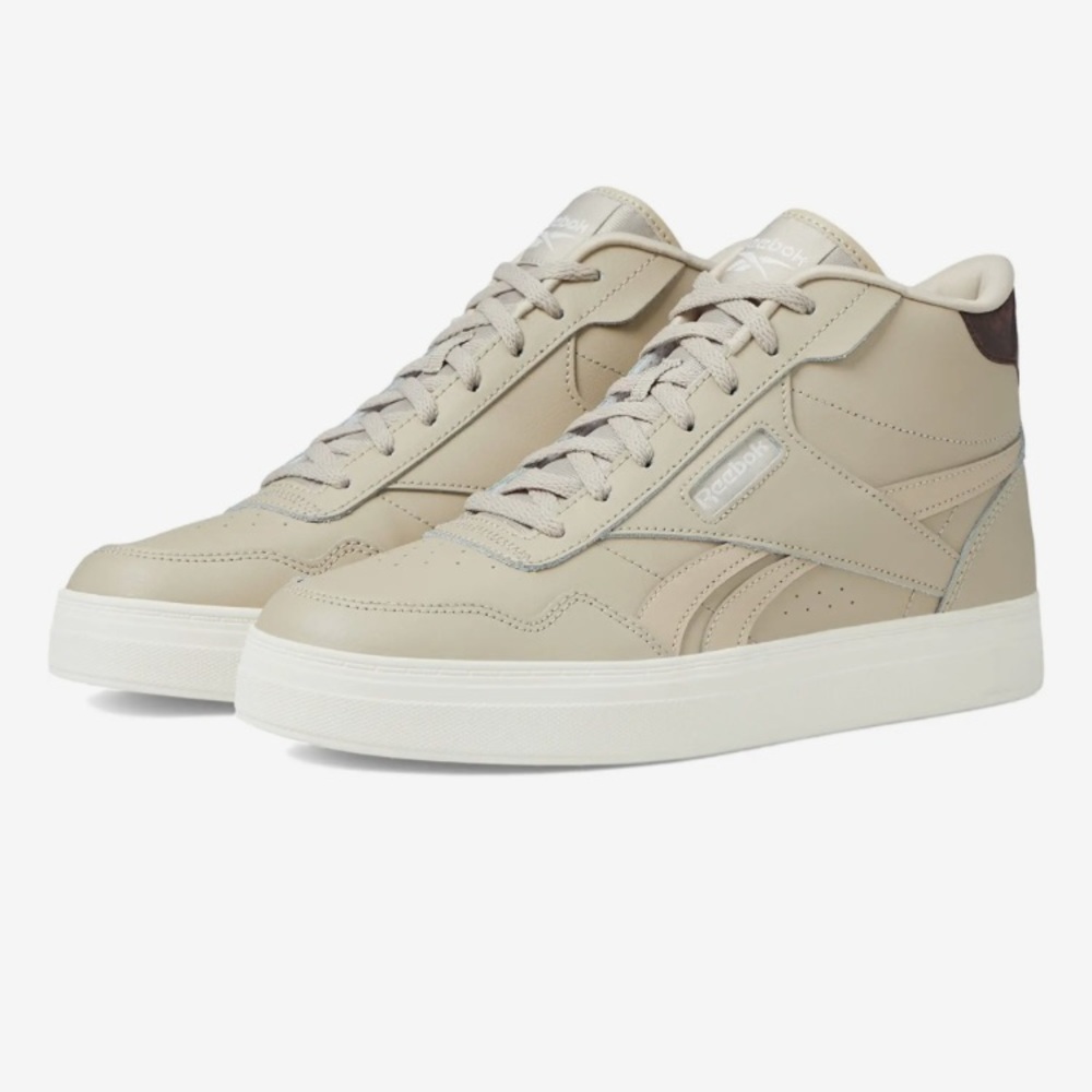 Reebok Court Advantage hi top shoe